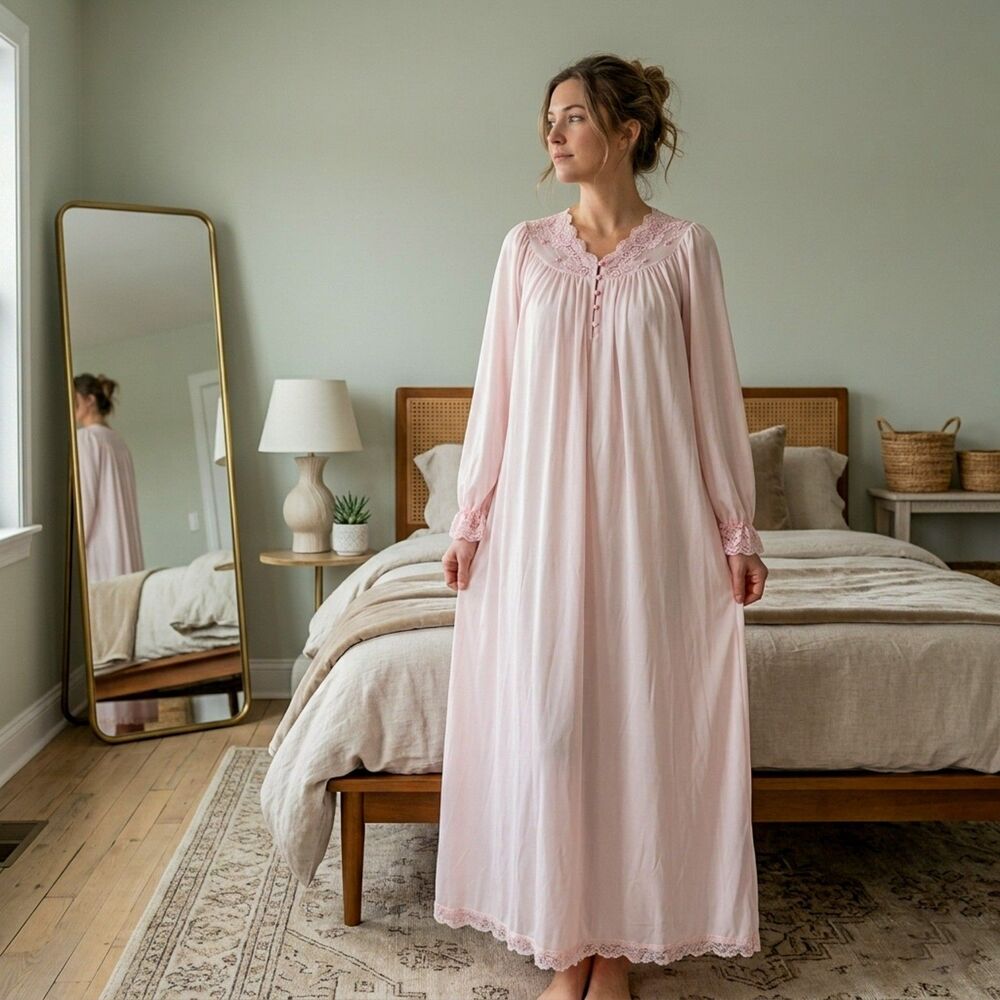 NWT Deadstock Vintage Shadowline Deadstock Pink Ballet Nightgown - Size Small